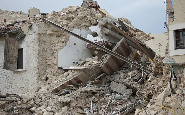 Чудо след 125 часа престой под земята: Извадиха жив мъж