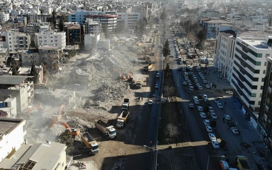 Паника в Турция: Трусовете разместили магма и събудили вулкан