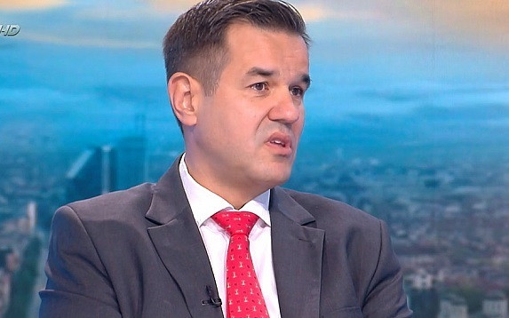Със сигурност има спекула в цените, смята министър Стоянов