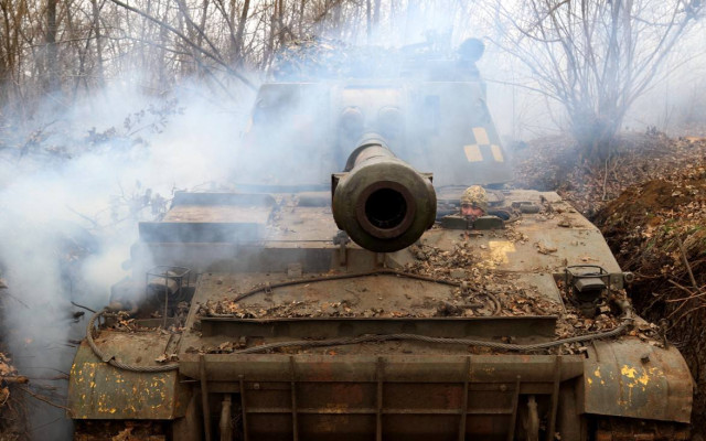 Украйна: 129 870 руски окупатори + 3215 техни танкове са унищожени
