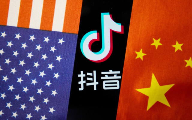 Статистиката сочи, че китайският TikTok бие по популярност Фейсбук и Инстаграм насред САЩ