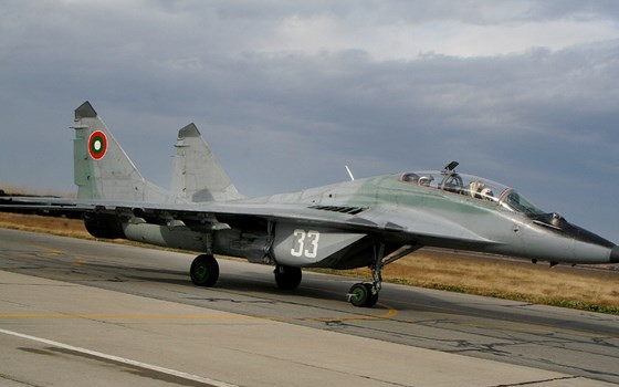 Обявиха обществена поръчка за 6 двигателя за наши МиГ-29