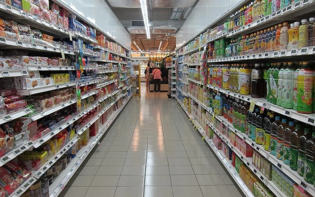 Заради скъпотията: 80% от българите зтегнаха коланите и намалиха потреблението на храна