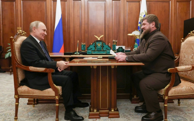ВИДЕО Рамзан Кадиров е нервен, плаши се, че губи благосклонността на Путин