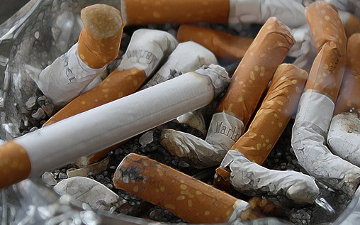 Италия планира забрана и за пушенето на открито