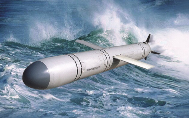 Руските ВМС въоръжават подводниците си с хиперзвукови оръжия