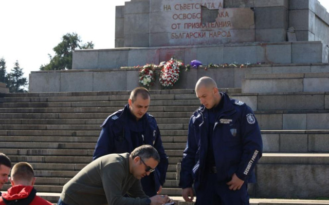 Гълъб Донев към политиците: Оставете за след изборите темата с Паметника на Съветската армия