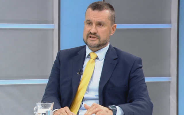 Калоян Методиев: Това не са консултации за правителство, а за пари