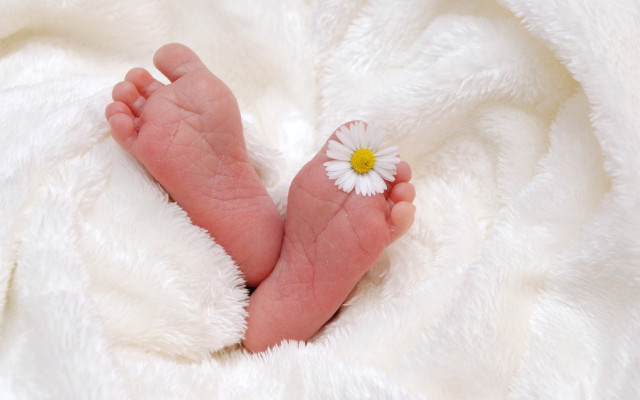 Кортни Кардашиян стана майка за трети път