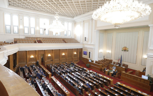 ГЕРБ-СДС и ПП-ДБ преговарят по законодателни приоритети