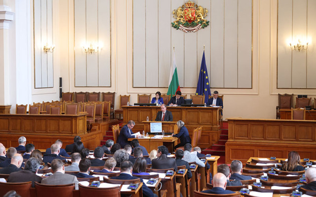 Избраха комисиите в парламента, шефовете им - от предишното НС