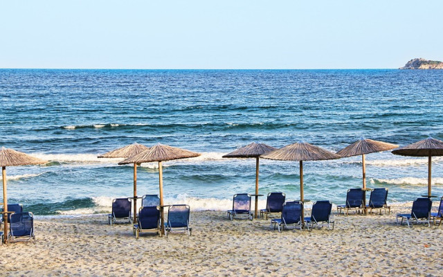 Летният сезон на морето се открива днес в курорта "Св. Константин и Елена"