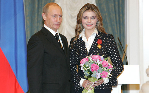Алина Кабаева чукна 40, ето какво й подари Путин