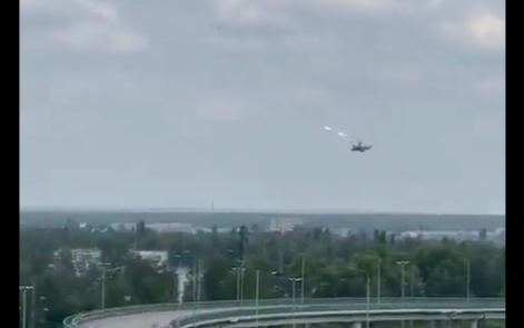 Руски военни хеликоптери обстрелваха конвой с наемници на „Вагнер” (ВИДЕО)