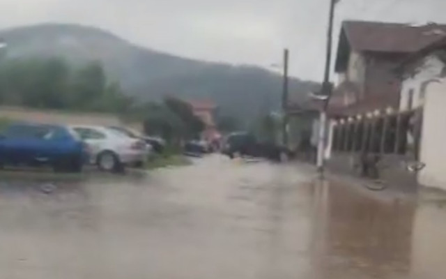 Наводнение в ботевградското село Врачеш
