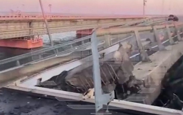 Ново 20: Кримският мост е атакуван от британския подводен робот REMUS 600 СНИМКИ