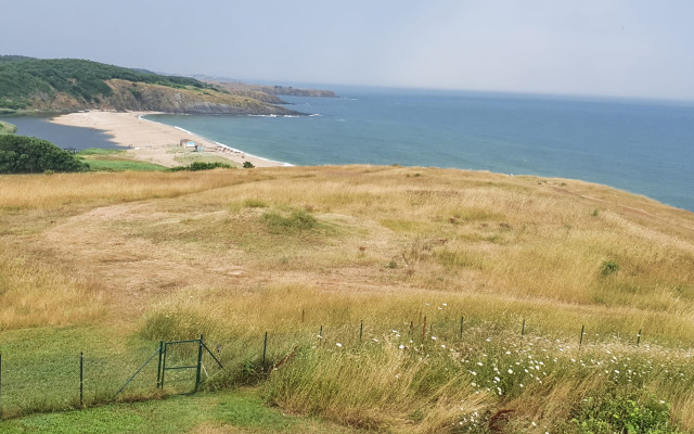 Тео Ушев с пример за добър концесионер на черноморски плаж и супа