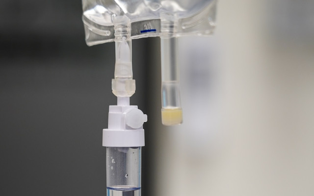 18 деца са приети в разложката болница, докарани са с рейс от Банско, където били в хотел