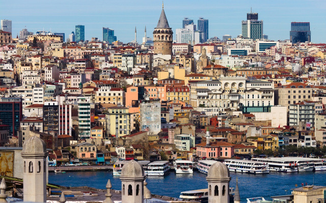 Мегатрус и цунами разрушават Истанбул до 7 години, убиват над 2,5 млн. души