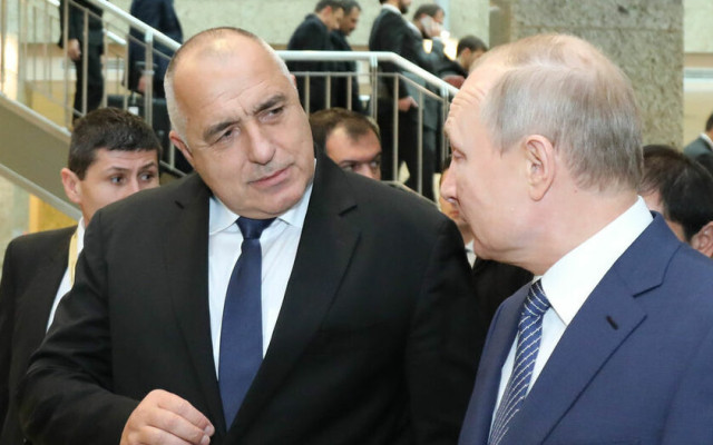 Хакнати имейли показаха тайни сделки между Борисов и Путин: Подарен газопровод и милиарди