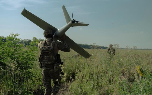 Въздушна тревога в цяла южна Украйна, масирани атаки с дронове в Крим