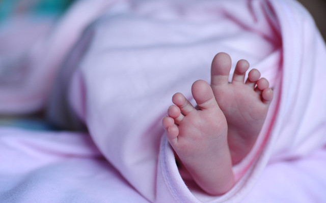 Българките предпочитат нормално раждане в държавна болница