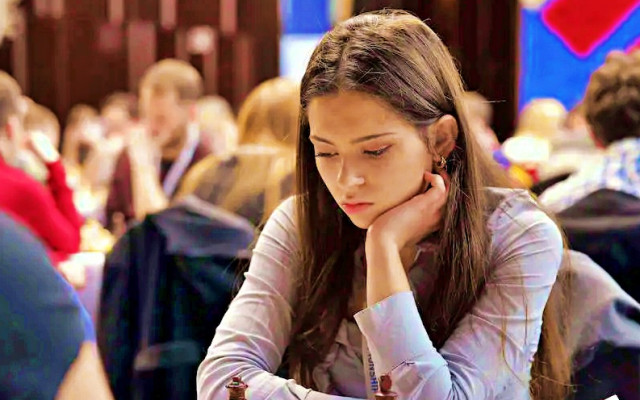 Нашето момиче Белослава Кръстева поведе еднолично на световното по шахмат!
