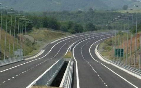 Дългоочакваният старт на строежа на магистрала между Варна и Бургас ще е през 2025-а