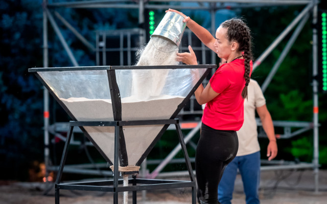 Поп-фолк певица е първата напуснала „Фермата“ 9