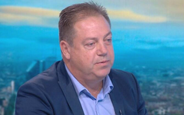 Пациентите да получават SMS за всяко отчетено в НЗОК лечение, предлага д-р Маджаров