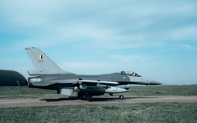 Белгия няма да даде на Украйна F-16, били стари и износени