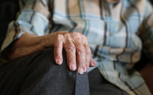 Икономист: Не е нужно добавките на пенсионерите да бъдат орязвани