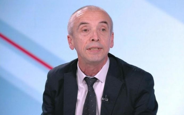 "Застреляха" Мангъров, той не знае:  Днес се събудих жив