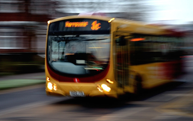 Отново тръгват автобуси по нощните линии в София