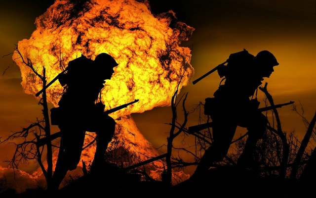 Израел нанесе удари по летищата в Дамаск и Алепо