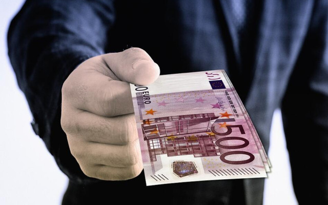 България влезе в  в "сивия списък" за "под засилено наблюдение" за пране на пари