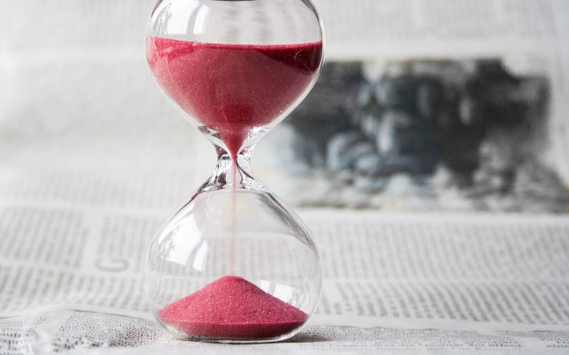 Учени разкриват защо с възрастта ходът на времето сякаш се ускорява