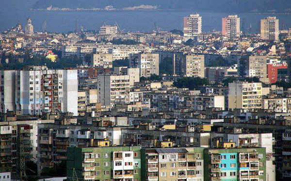 Българинът си купува имоти, за да спаси парите си от инфлацията