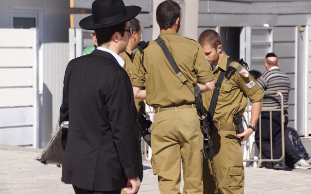 Израелските войници - деца между 18 и 20 години