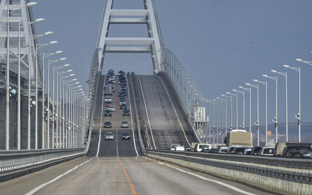 Присъди за 8 души и глоби за 4 компании в Нидерландия - помагали на Путин да построи Кримския мост