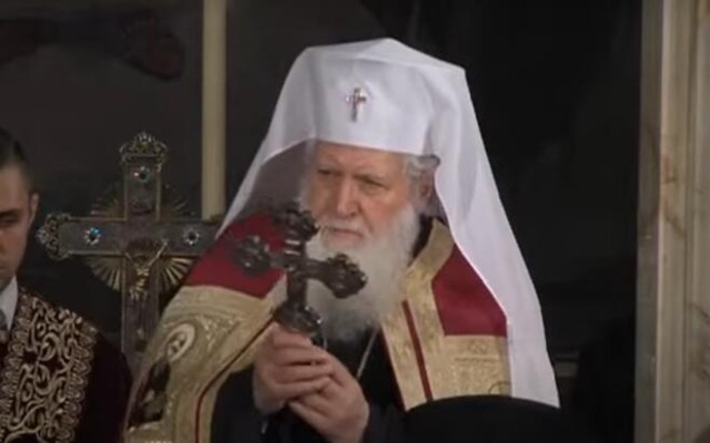 Какво се знае за състоянието на патриарх Неофит