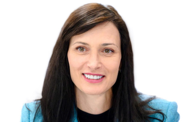 Мария Габриел: Още девет българи и техните семейства бяха изведени успешно от Ивицата Газа