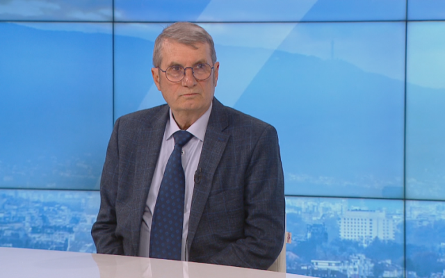 До края на 2024-а всички рецепти ще са електронни, обяви Хинков