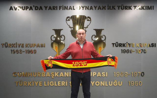 Мъри Стоилов пое Гьозтепе Измир с цел да върне клуба в турския елит