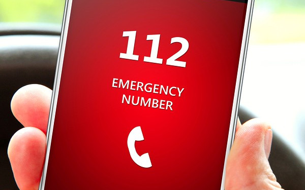 Ще подаваме сигнал до 112 по чата