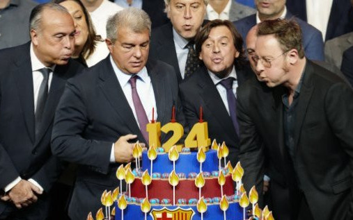 УЕФА вади Барса за 3 години от ШЛ