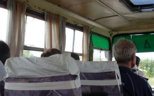 Автобусът с блокираните на сръбско-унгарската граница българи потегли за Виена