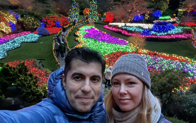 Кирил и Линда Петкови - в райските градини за Деня на подаръците