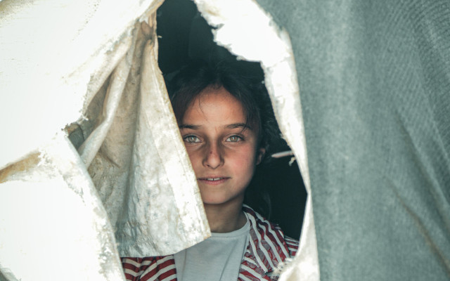 България е на второ място в Европа по дял на децата в риск от бедност