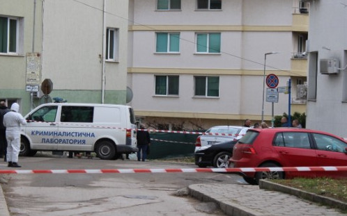 Обирджиите в Благоевград духнали с над 150 бона, след като ранили банковия служител